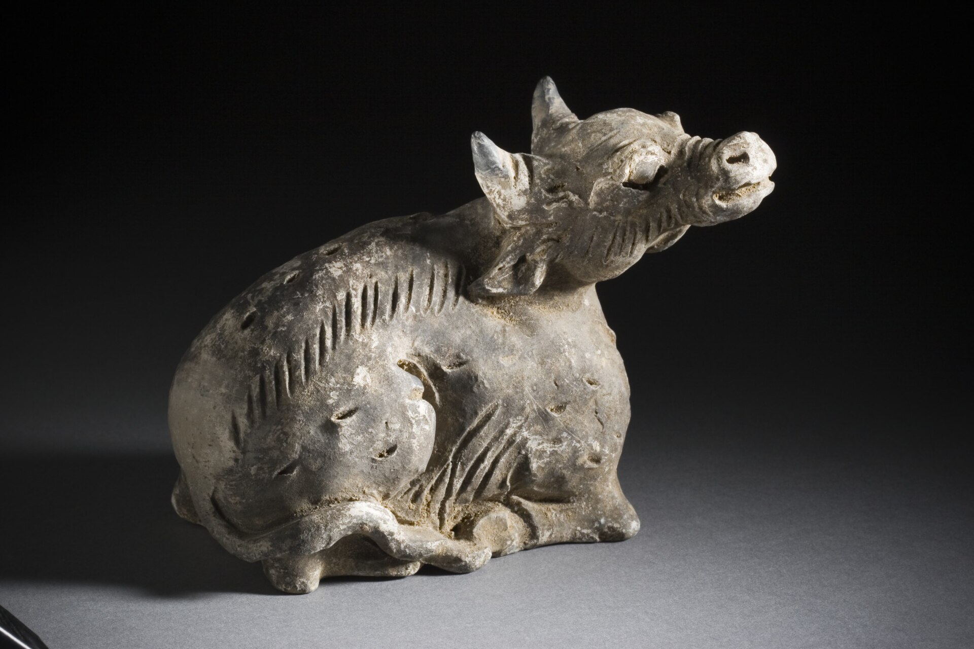 元代陶牛俑（LACMA 藏）